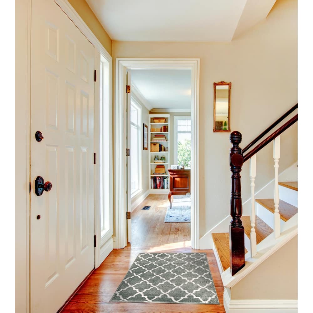 Sussexhome Non-Skid Safety, Slip Resistant Landing Rug - 2' x 3'