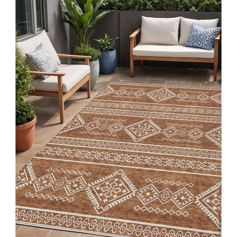 HomeRoots Southwestern Transitional Rectangle Outdoor Rug - 5' X 8'
