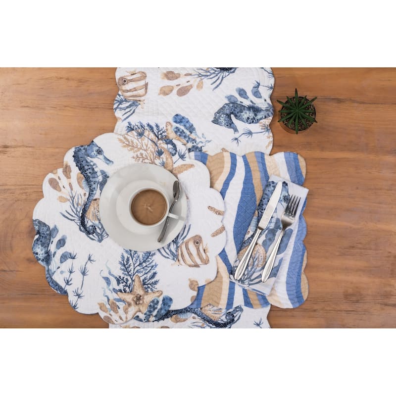 Seahorse Sands Reversible Machine Washable Scallop Quilt Placemats Set of 6