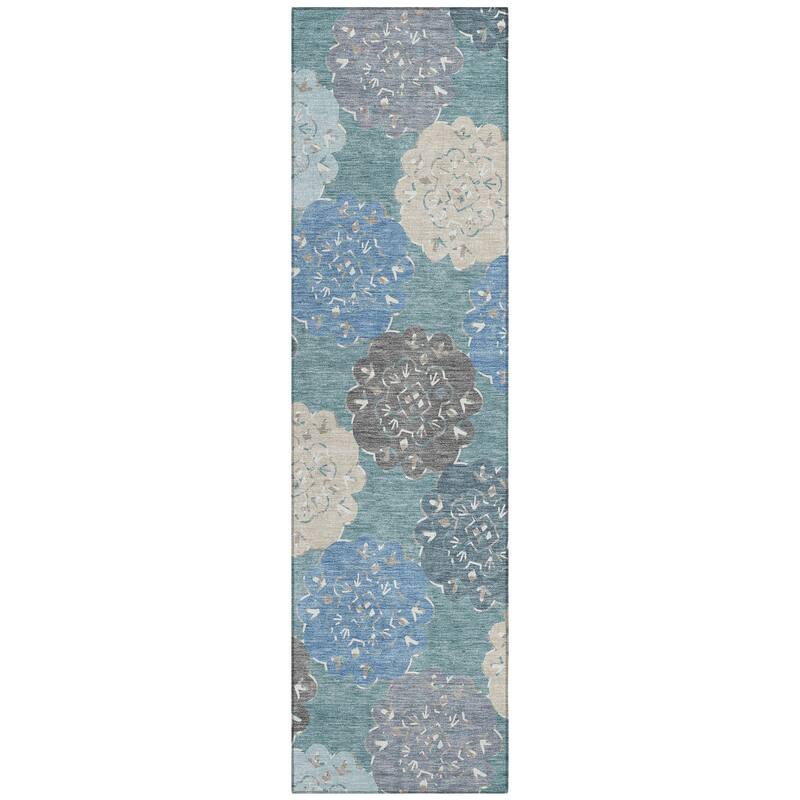 Machine Washable Indoor/ Outdoor Global Motif Chantille Rug
