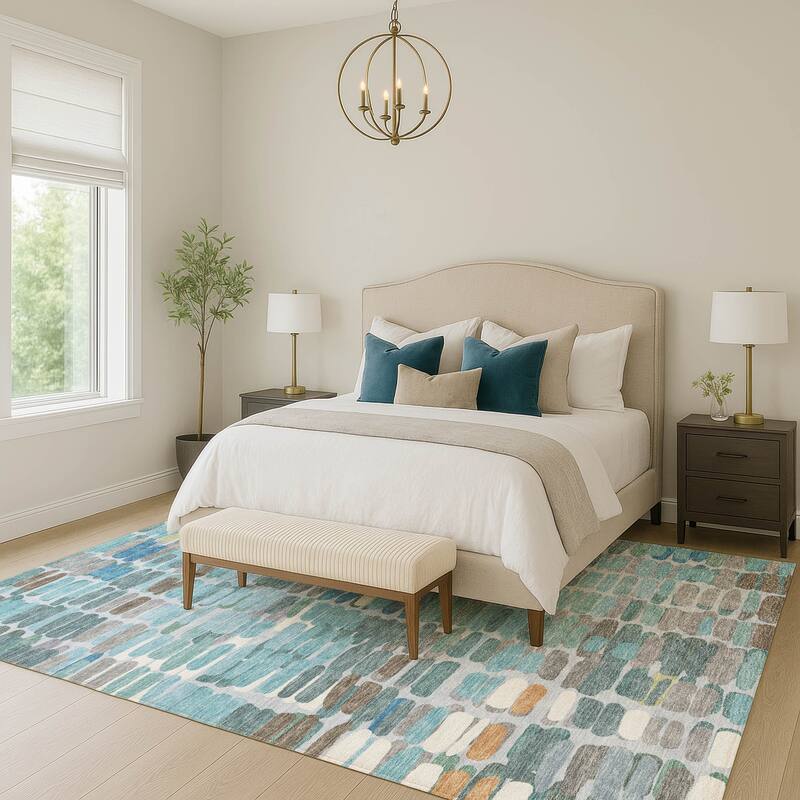 Machine Washable Indoor/ Outdoor Modern Caps Chantille Rug