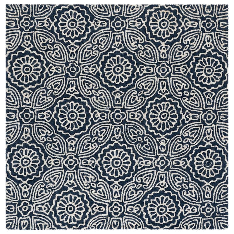 SAFAVIEH Hand-Tufted Blossom Naamah Patterned Wool Rug - Blue/Ivory - 6' Square