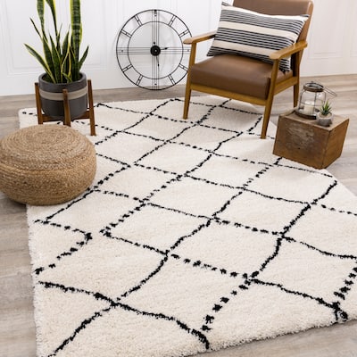 Miley Collection - Black/White Diamonds Soft Touch Rug