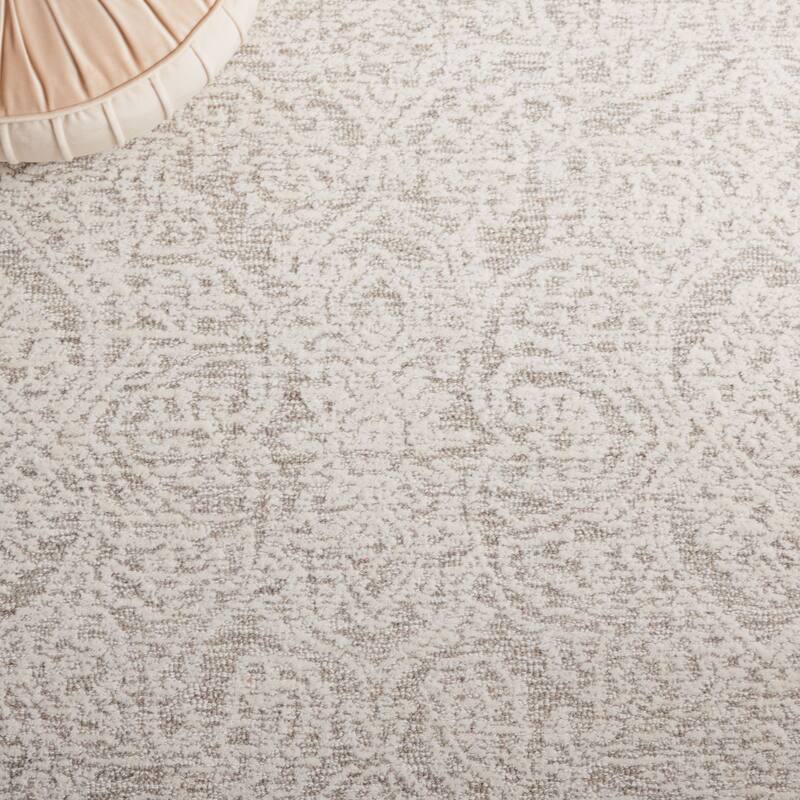 SAFAVIEH Handmade Metro Lorenzina French Country Wool Rug