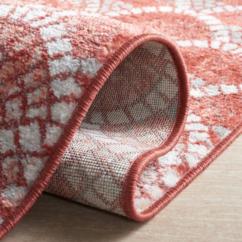 SAFAVIEH Lagoon Jurij Modern Scallop Rug