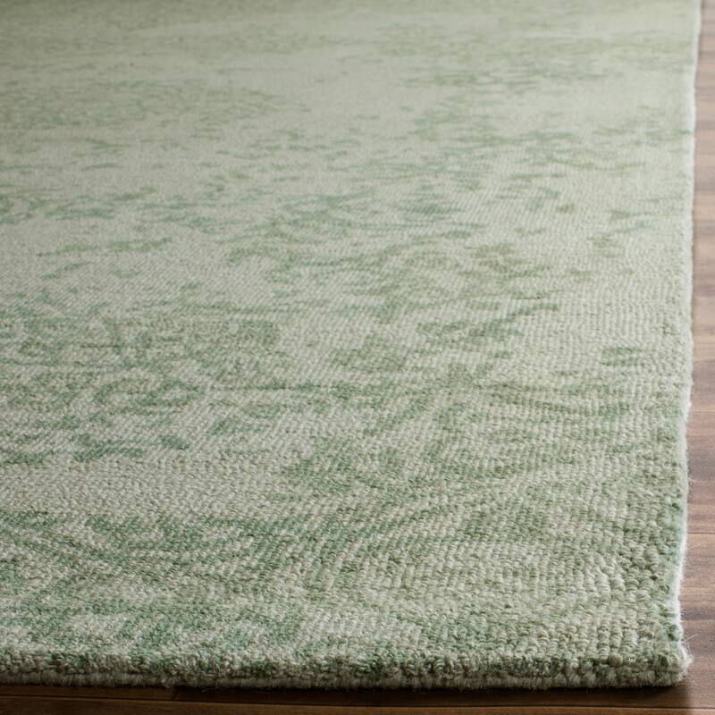 SAFAVIEH Handmade Restoration Vintage Distressed Boho Olegaria Oriental Wool