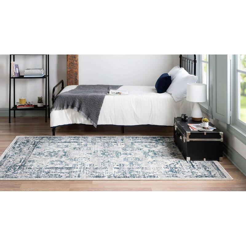 Contemporary Synnove Collection Area Rug