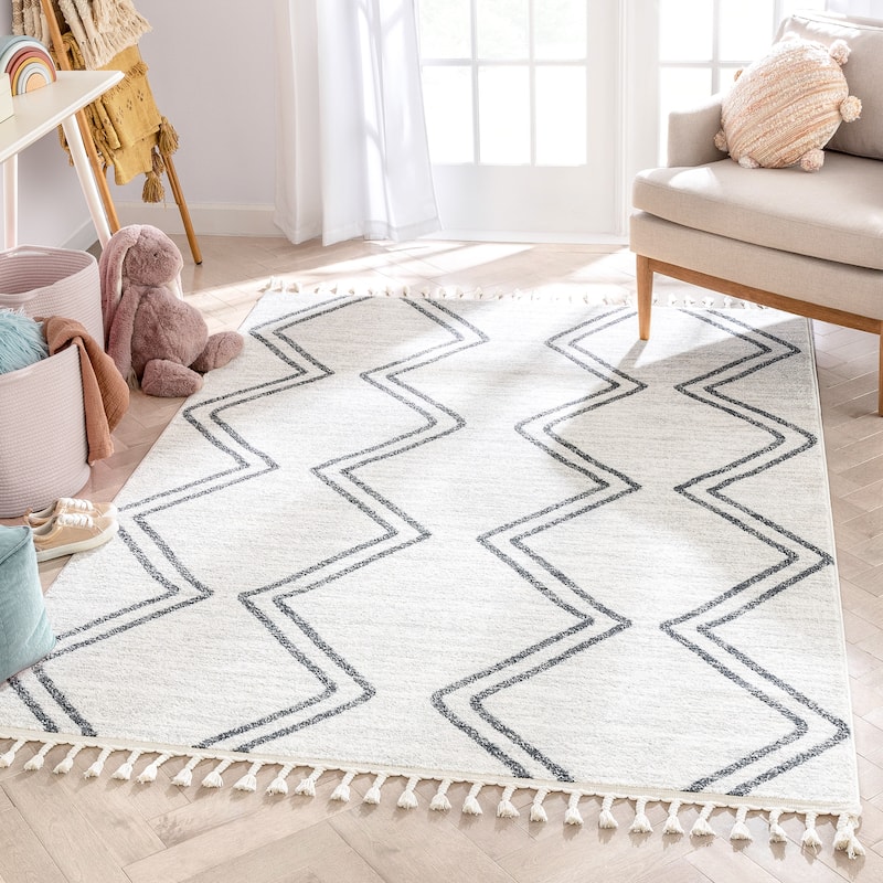 Well Woven Kennedy Reeve Modern Chevron Pattern Area Rug