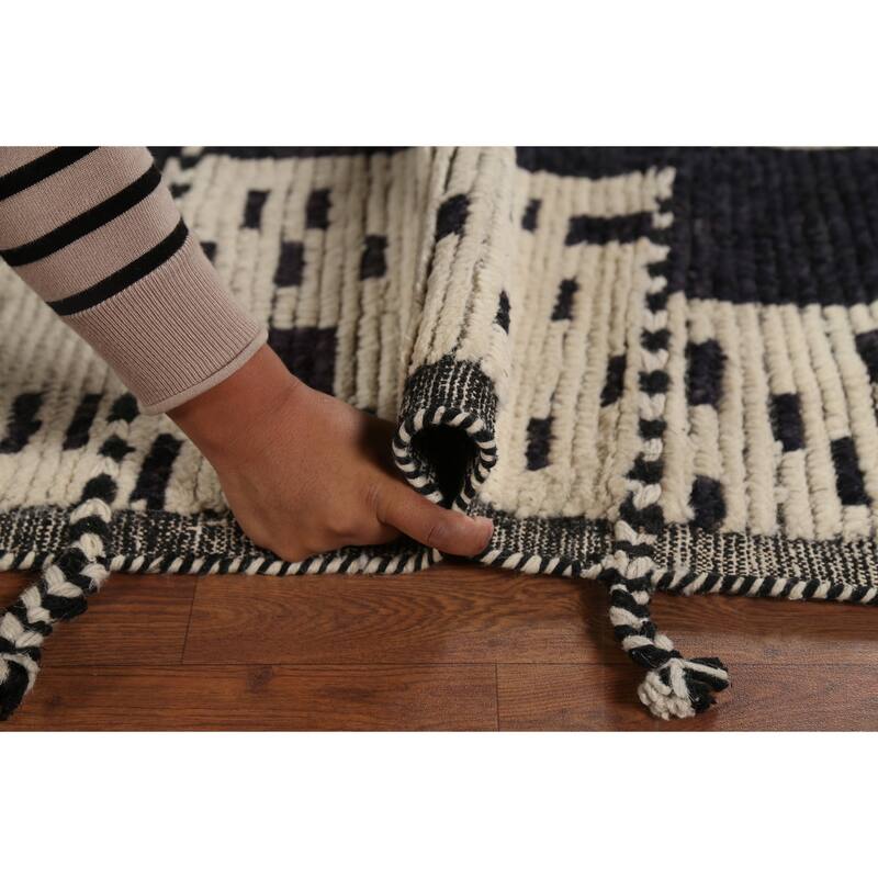Moroccan Abstract Rug Hand-Knotted Wool Carpet - 7'8"x 10'3"
