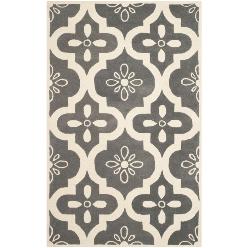 SAFAVIEH Handmade Chatham Swaantje Moroccan Wool Rug