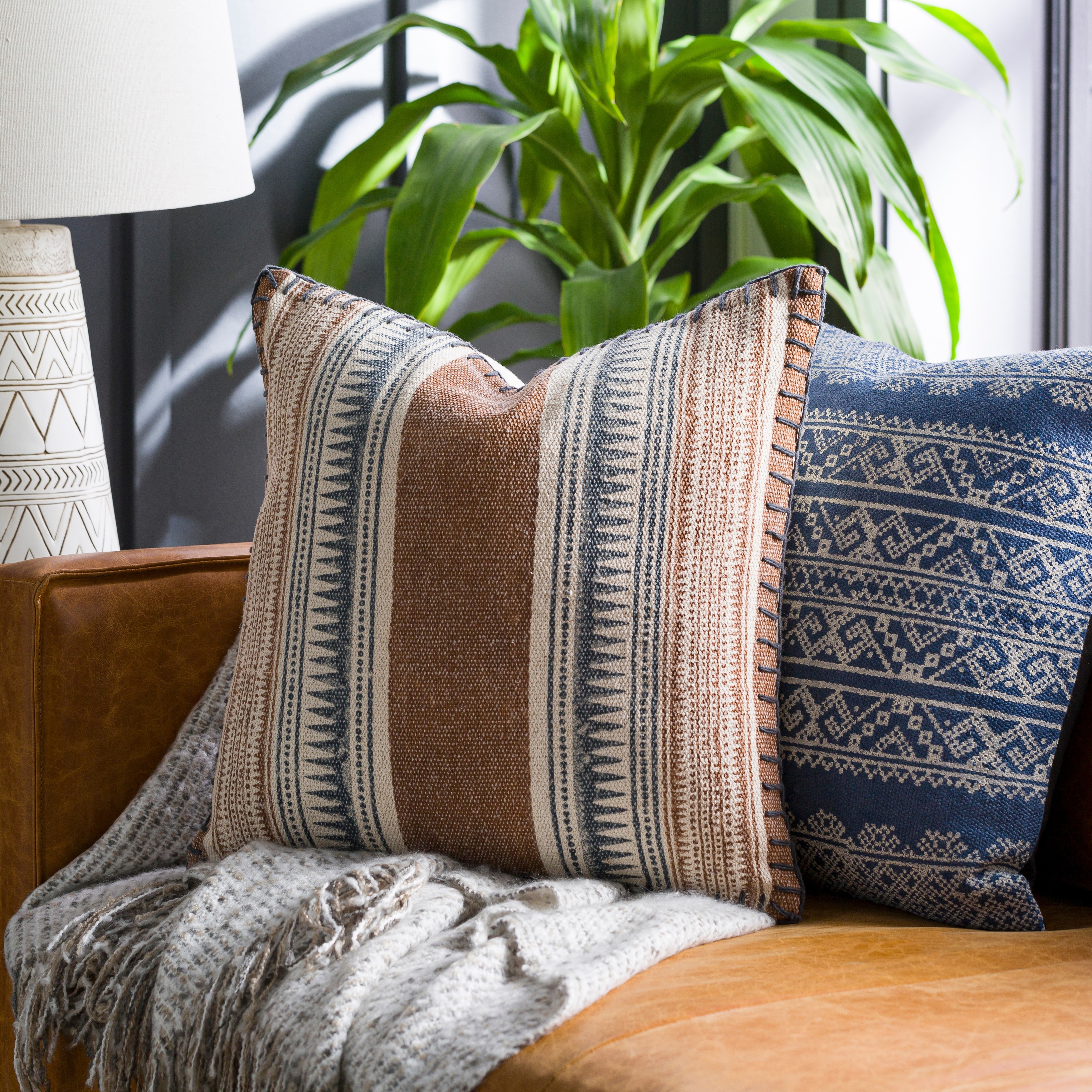 Bed bath and top beyond accent pillows