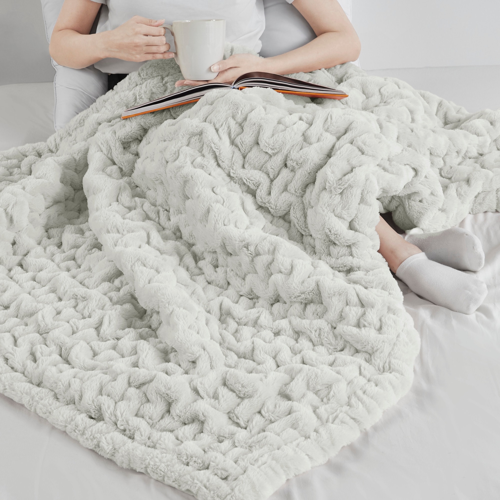 Madison park ruched best sale faux fur throw pillow