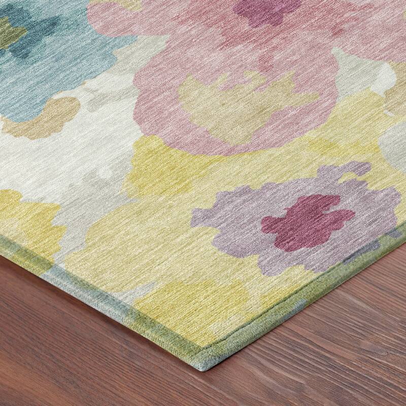 Machine Washable Indoor/ Outdoor Floral Bonnet Chantille Rug