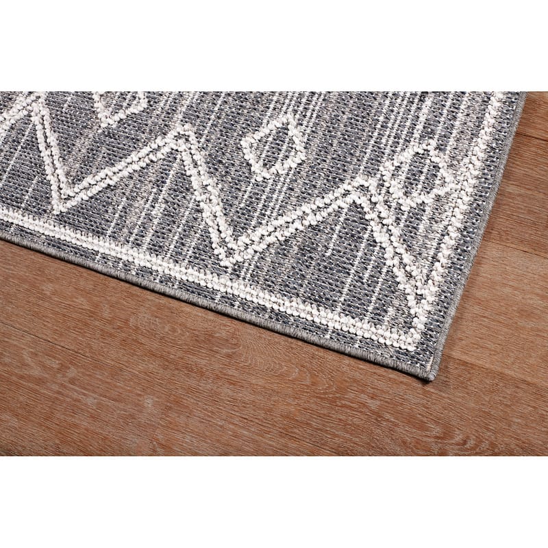 Terra by Obeetee Resort Diamonds Rug