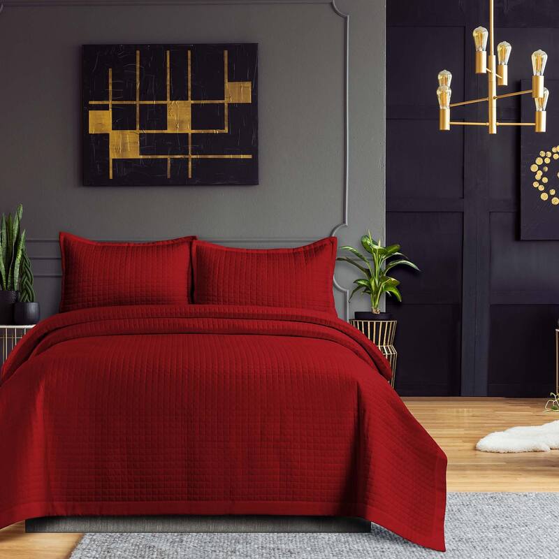 Naples Solid Oversized Quilt Set - Deep Red - King