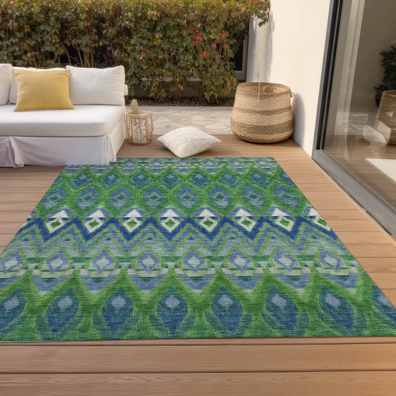 Machine Washable Indoor/ Outdoor Chantille Geometric Boho Rug