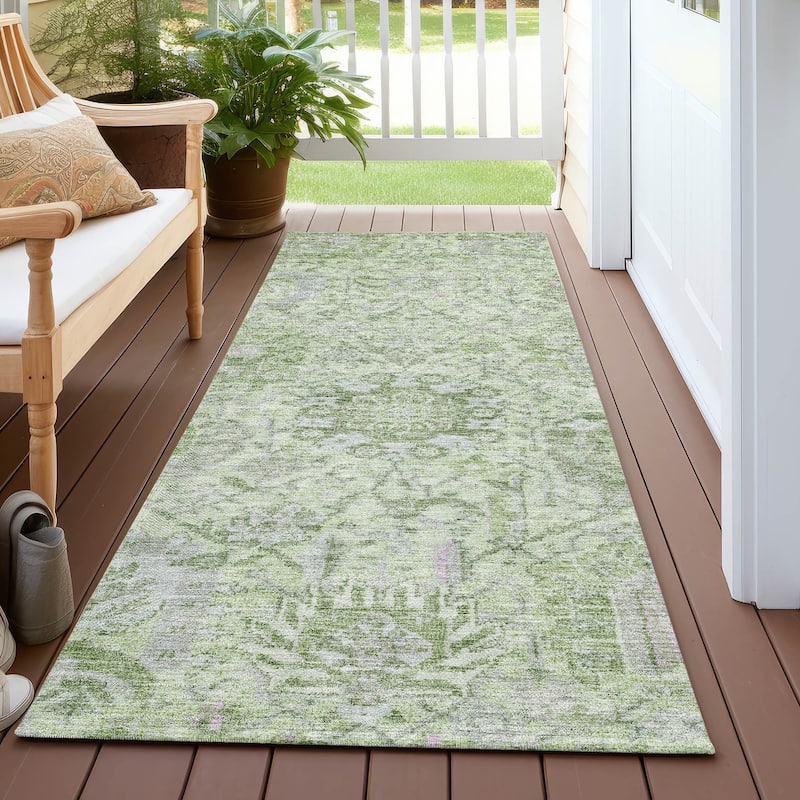 Machine Washable Indoor/ Outdoor Vintage Traditional Chantille Rug