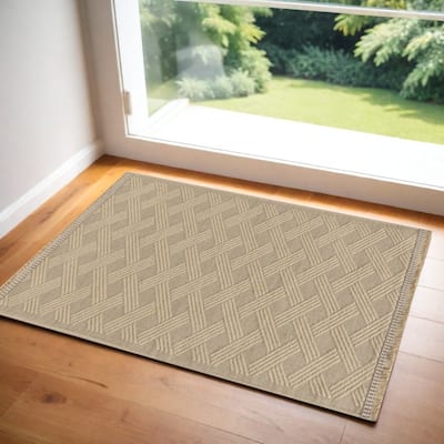 HomeRootsGeometric Modern Rectangle Area Rug - 48' X '24' X '0.25