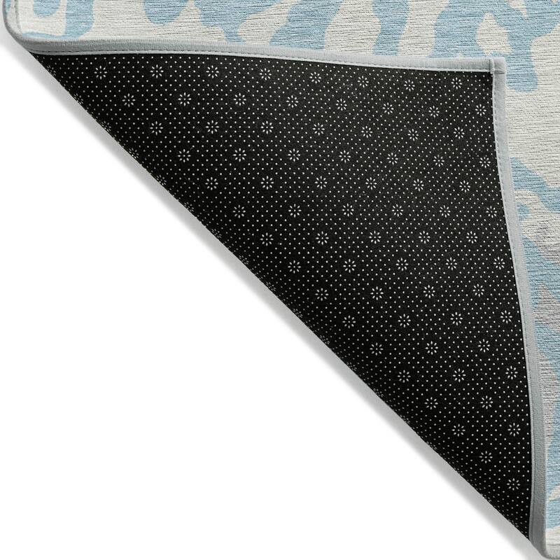 Machine Washable Indoor/ Outdoor Chantille Animal Print Abstract Rug
