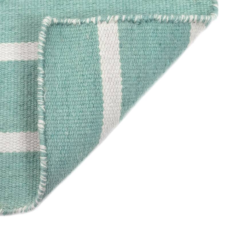 Liora Manne Sorrento Pinstripe Indoor/Outdoor Area Rug