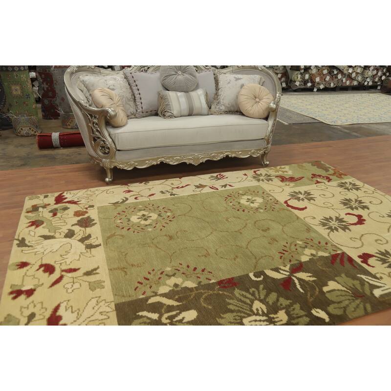 Green Wool Floral Indian Area Rug 7x10 - 9' 11'' X 6' 6''