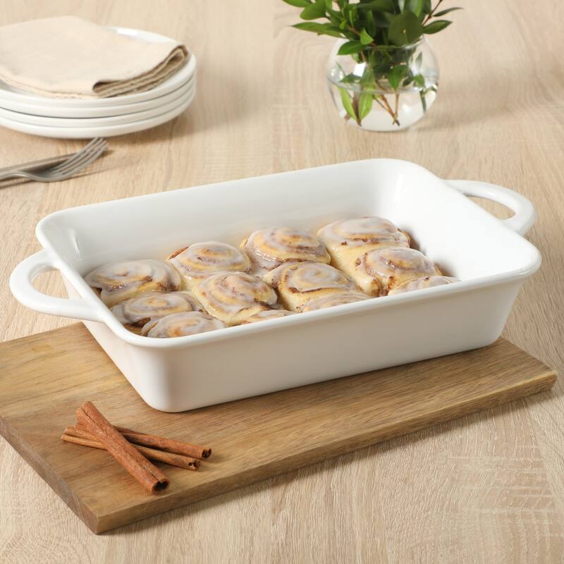 Gibson Home Gracious Dining 2.6Qt with Lid or 2.5Qt White Stoneware Baking Dish with Multi-Purpose Lid - Rectangular