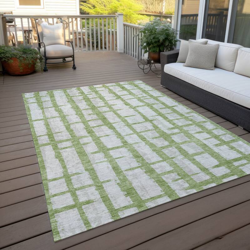 Machine Washable Indoor/ Outdoor Chantille Contemporary Rug - Green - 2'6" x 3'10"