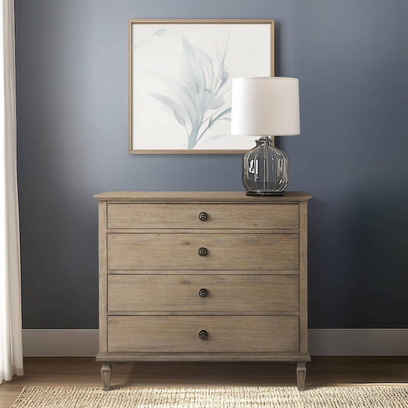Madison Park Signature Victoria 4-drawer wood dresser (40")