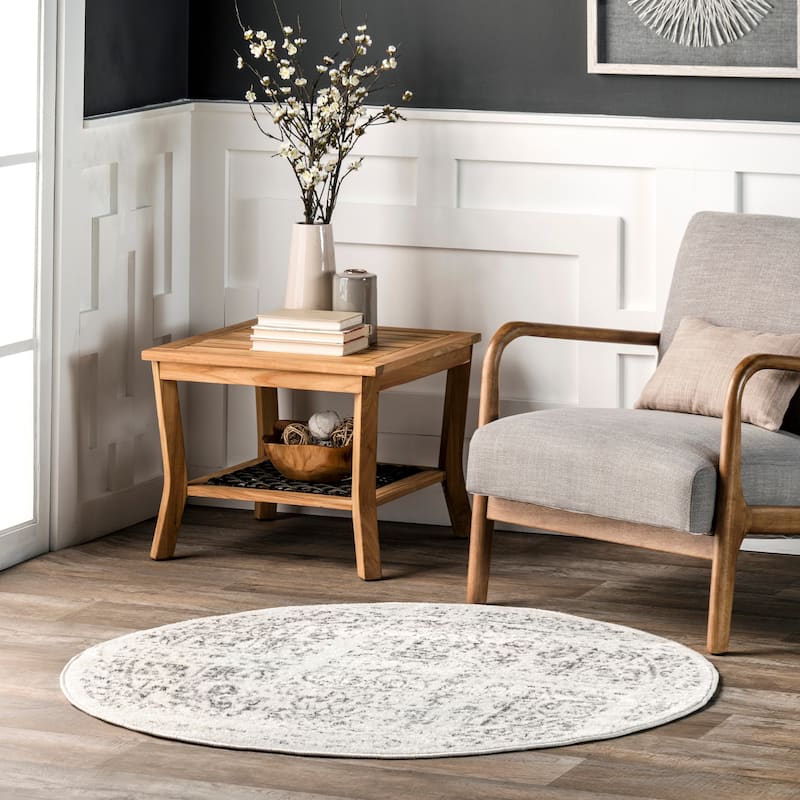 Nuloom Wren Traditional Faded Area Rug - 8' Round - Grey