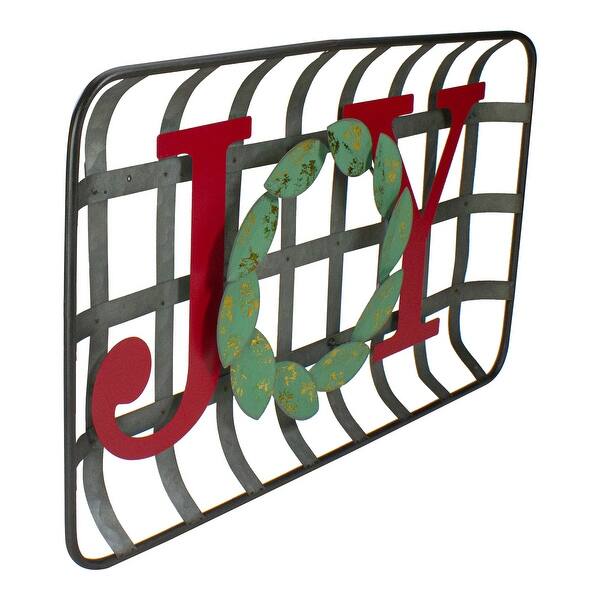 red tobacco basket Does anyone decorate baskets? The O is styled with green leaves Valentine's Day Tobacco Basket Decor: