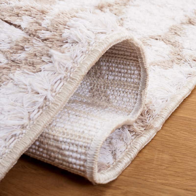 SAFAVIEH Augustine Teodosia Moroccan Boho Fringe Rug