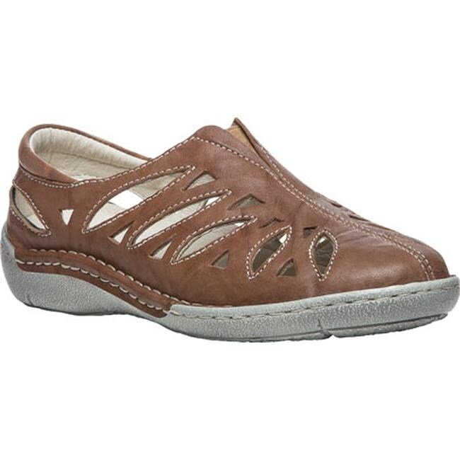 propet slip on shoes