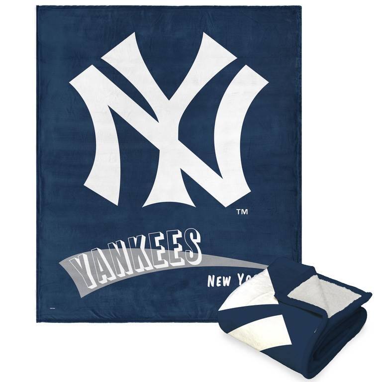 MLB CC Throwback Silk Touch Sherpa Throw Blanket - 50" x 60" - NY Yankees