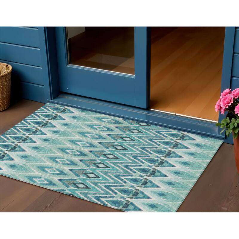 HomeRoots Southwestern Transitional Rectangle Outdoor Rug - 3' x 5'