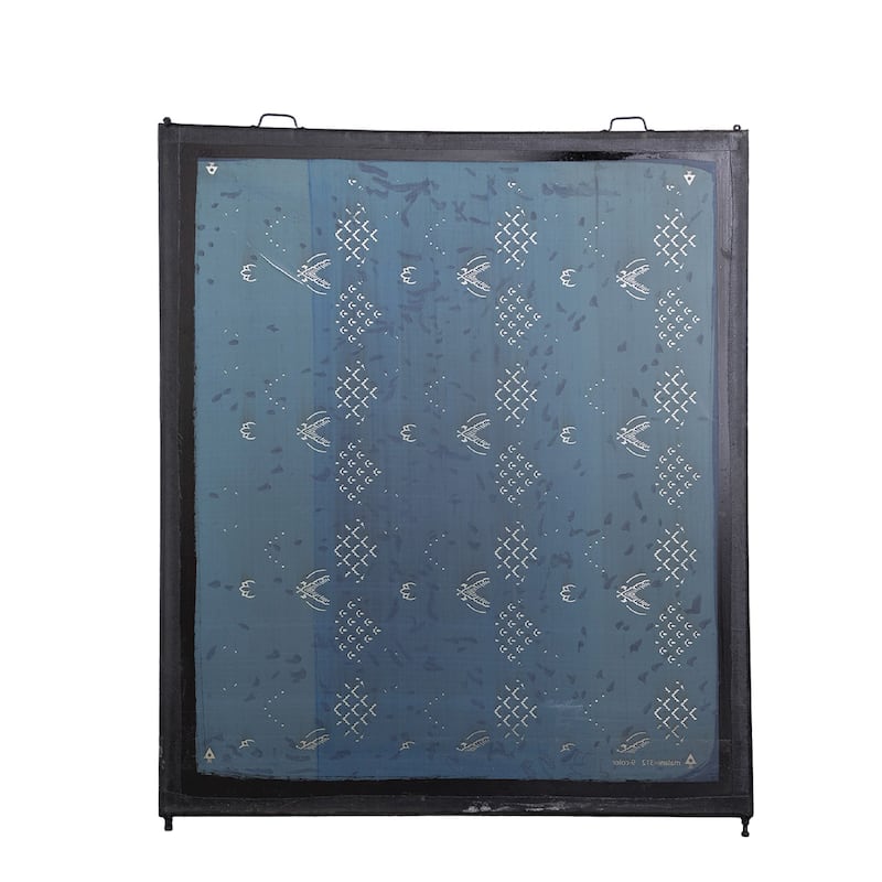 Modern Metal Silk Screen Wall Decor