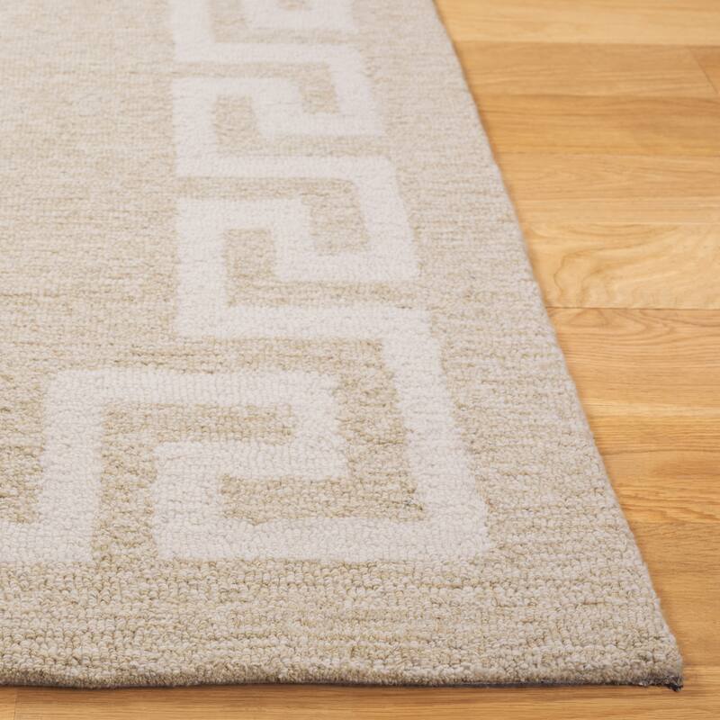 SAFAVIEH Handmade Ebony Perine Wool Rug