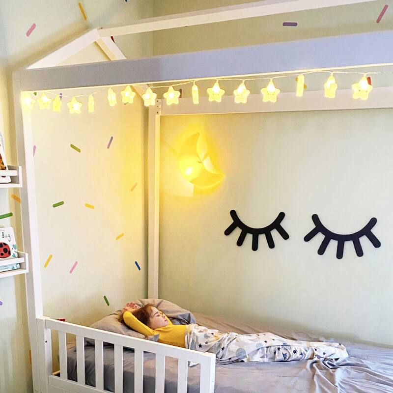 Max and Lily Twin House Bed with Guard Rail