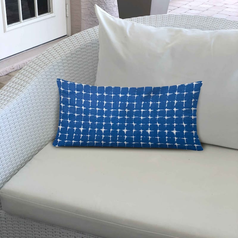 HomeRoots 14" X 24" Blue And White Enveloped Gingham Lumbar Indoor Outdoor Pillow - 18