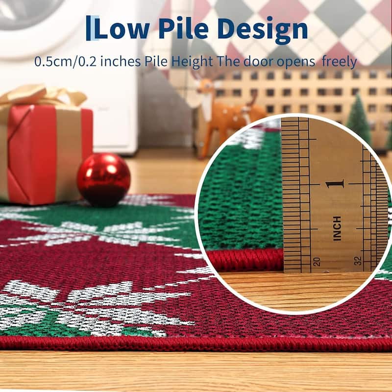 GustoWave Christmas Geometric Throw Area Rugs, Non Slip Machine Washable, Green+Red - 1'6" x 2'6"