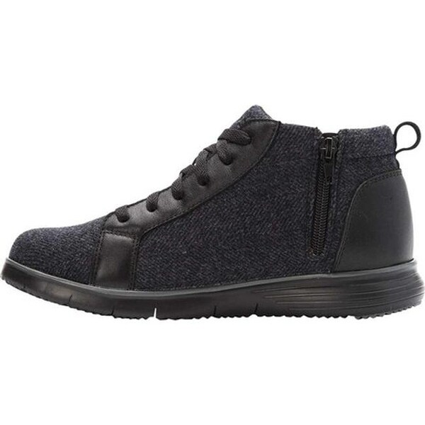 propet travelfit bootie
