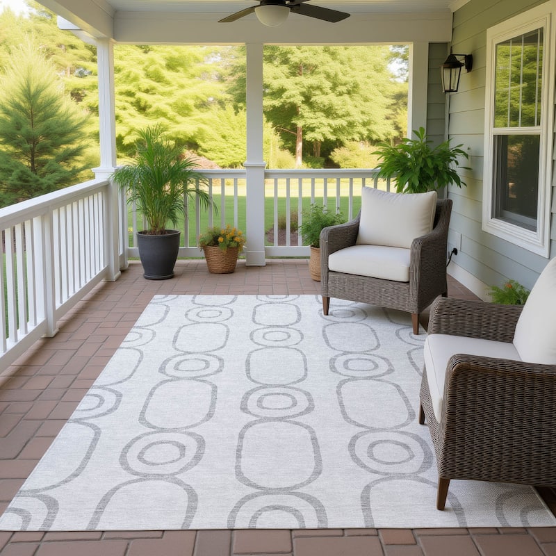 Machine Washable Indoor/ Outdoor Modern Vibe Chantille Rug