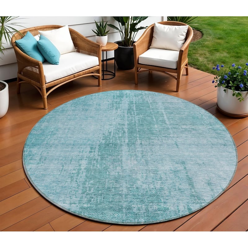 HomeRoots Abstract Transitional Rectangle Outdoor Rug - 8' Round