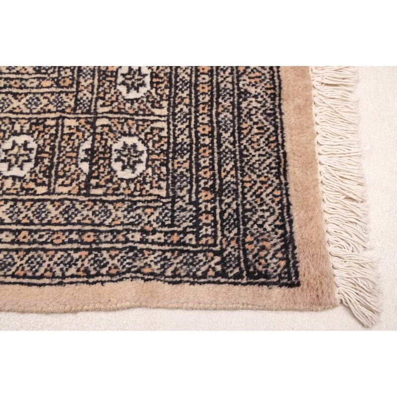 ECARPETGALLERY Hand-knotted Finest Peshawar Bokhara Beige Wool Rug - 6'0 x 8'6