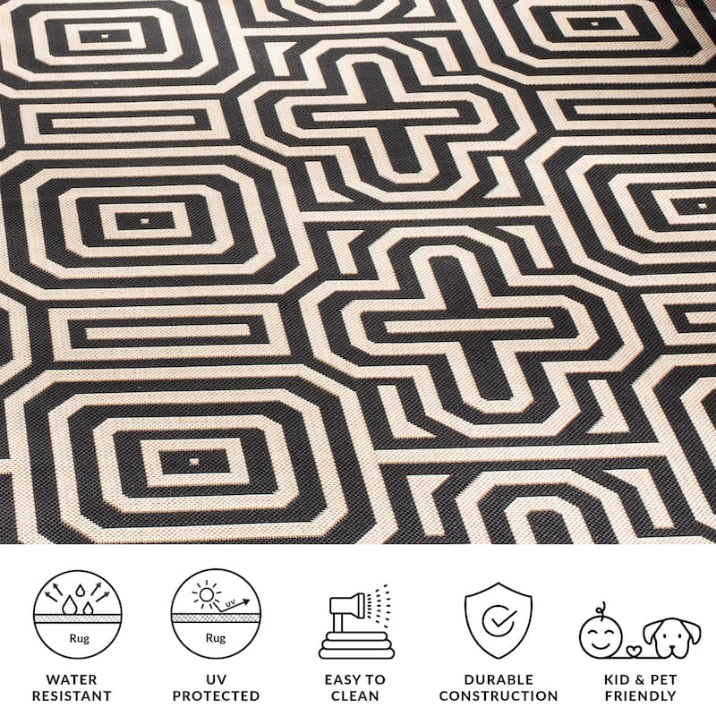 SAFAVIEH, Courtyard Gerdine Indoor/ Outdoor Waterproof Patio Backyard Rug