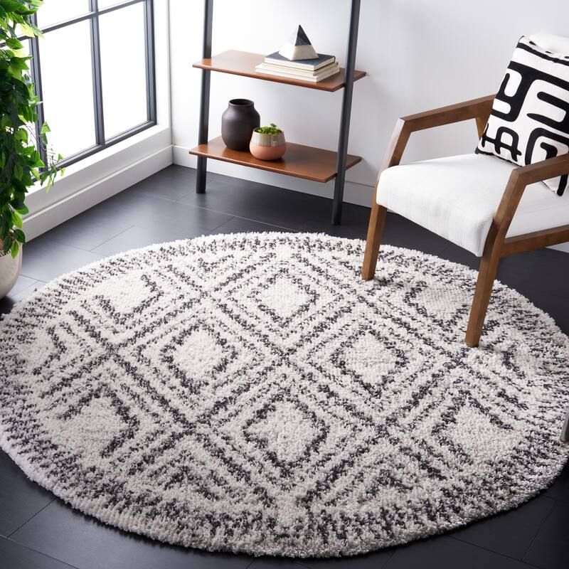 SAFAVIEH Jericho Shag Melodie Boho 1.2-inch Thick Rug - 6'7" Round - Ivory/Black