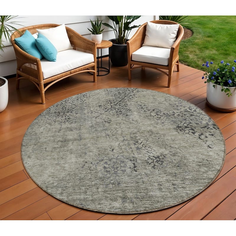 HomeRoots Floral Transitional Rectangle Outdoor Rug - 8' Round