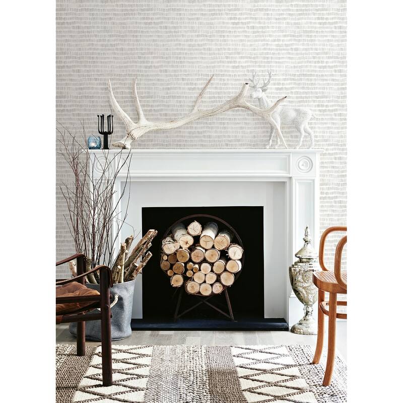 Chesapeake Pips Grey Watercolor Brushstrokes Wallpaper