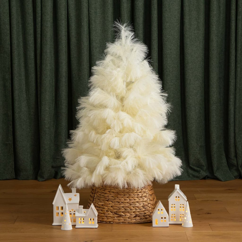 Pampas Grass Artificial Christmas Tree - 4' - White - Unlit