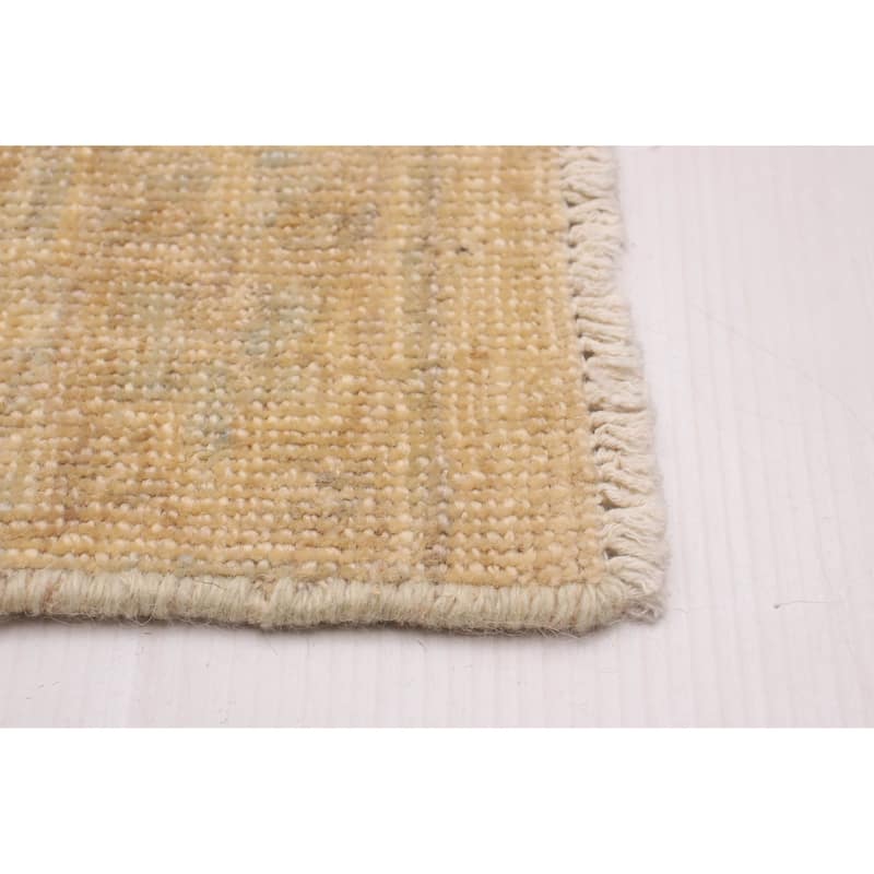 ECARPETGALLERY Hand-knotted Peshawar Oushak Ivory Wool Rug - 5'4 x 7'9