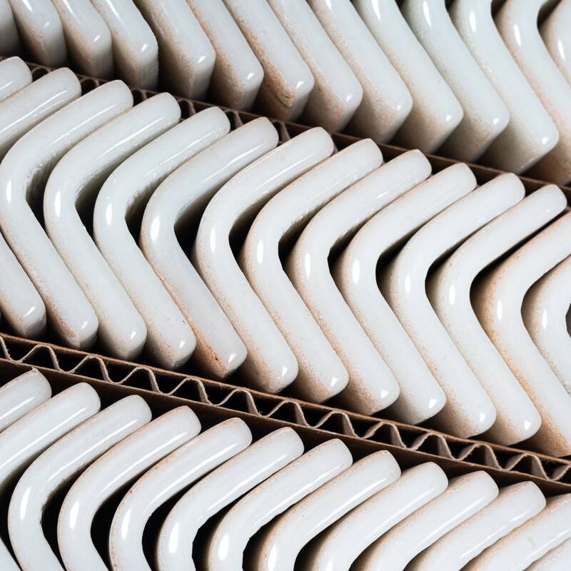 Lucenza 2x2 in. Matte Recycled Glass Corner L-shape Wall and Floor Tile (2.8 sq ft/case, 96-Pack)